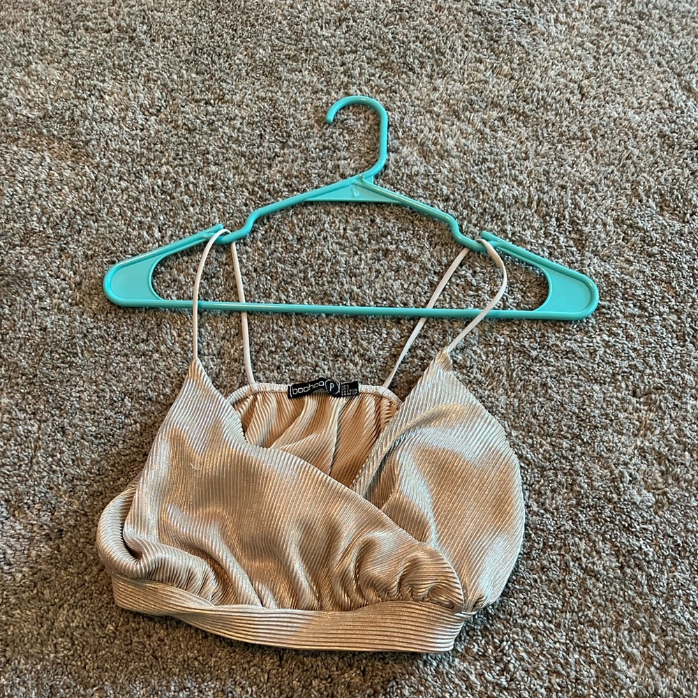 size 2 gold tank top from boohoo